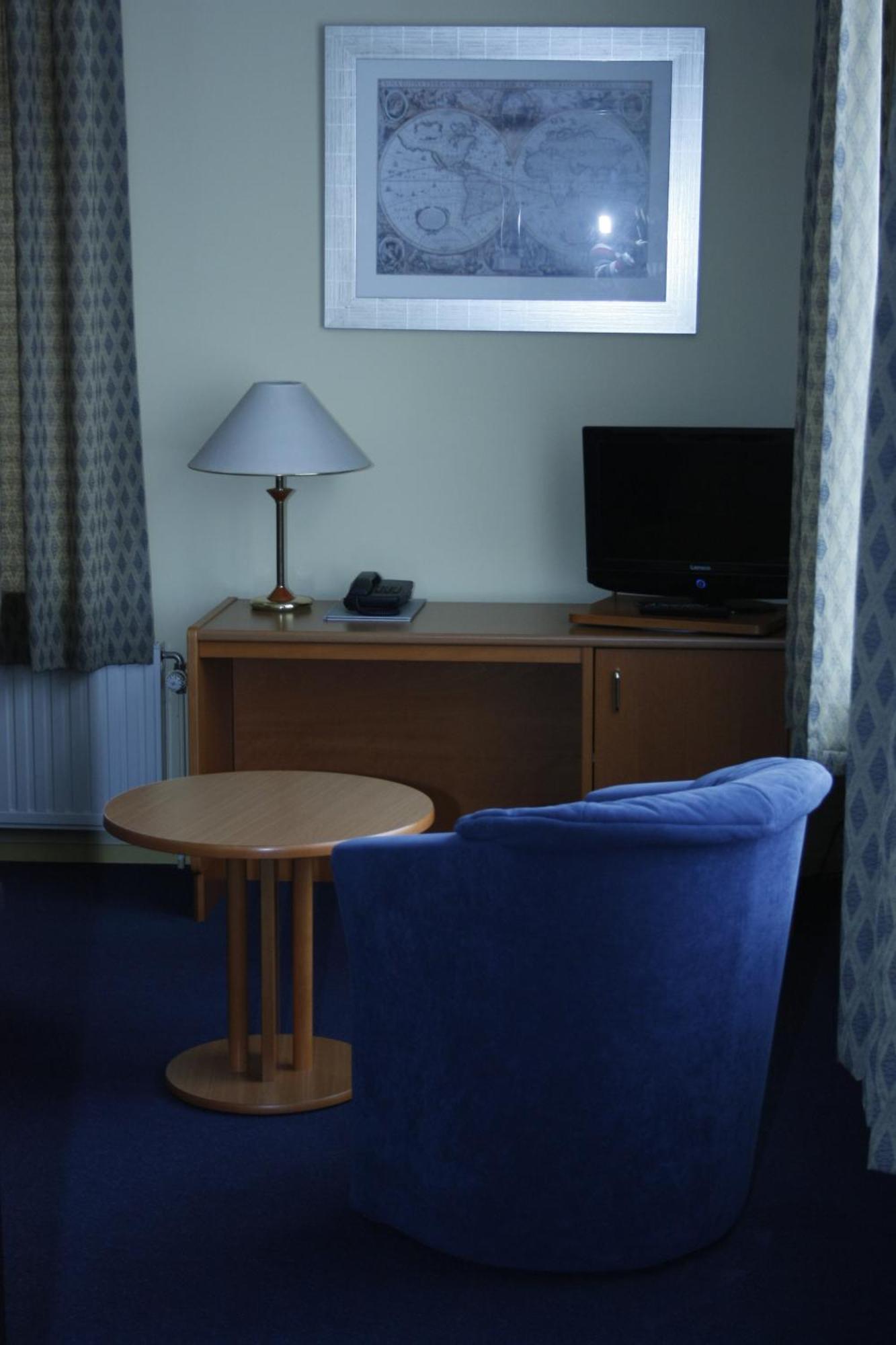 Hotel & Appartementen Royal 萨斯范亨特 外观 照片
