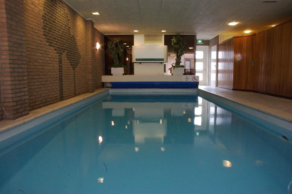 Hotel & Appartementen Royal 萨斯范亨特 外观 照片