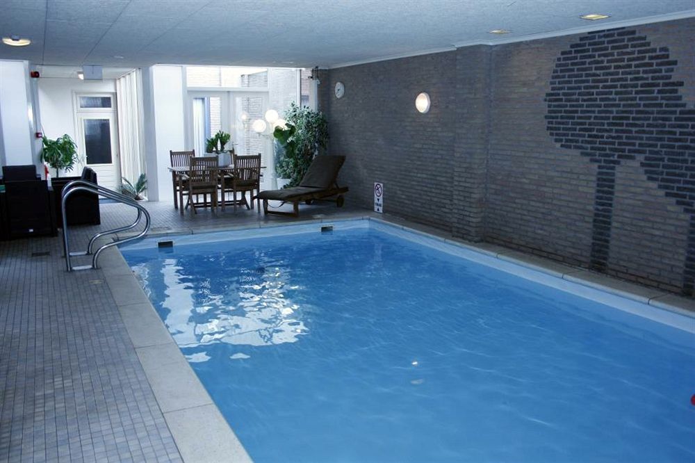 Hotel & Appartementen Royal 萨斯范亨特 外观 照片