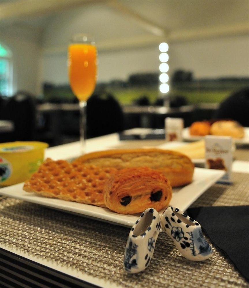 Hotel & Appartementen Royal 萨斯范亨特 外观 照片
