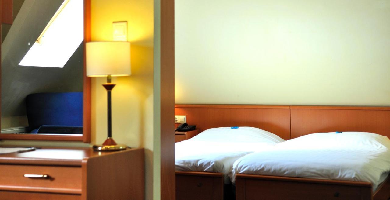 Hotel & Appartementen Royal 萨斯范亨特 外观 照片