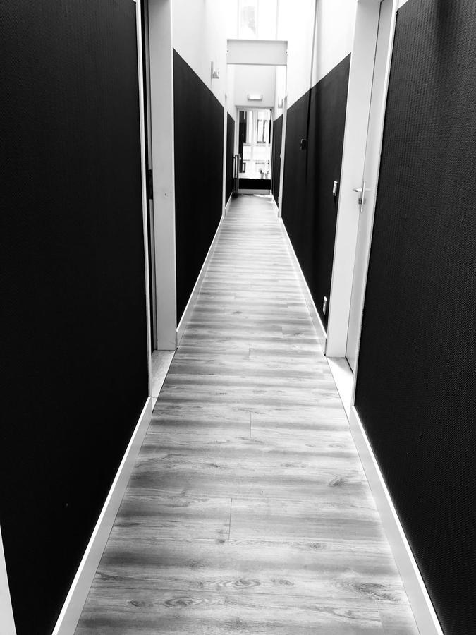 Hotel & Appartementen Royal 萨斯范亨特 外观 照片